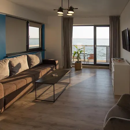 Blue By The Lake Mamaia